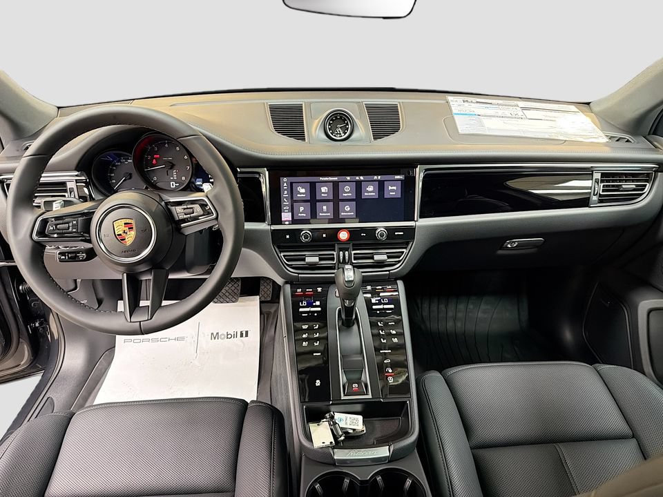 New 2026 Porsche Macan AWD/4WD image 25
