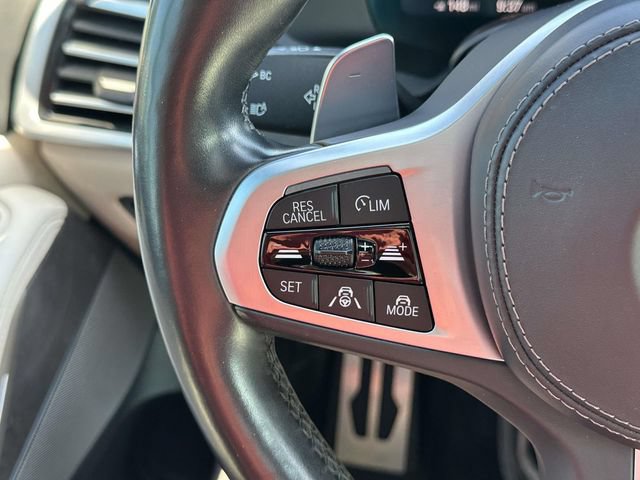 Used 2021 BMW X7 M50i AWD/4WD image 31