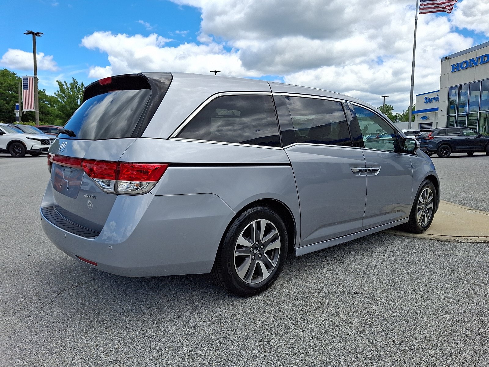 Used 2017 Honda Odyssey Touring image 6