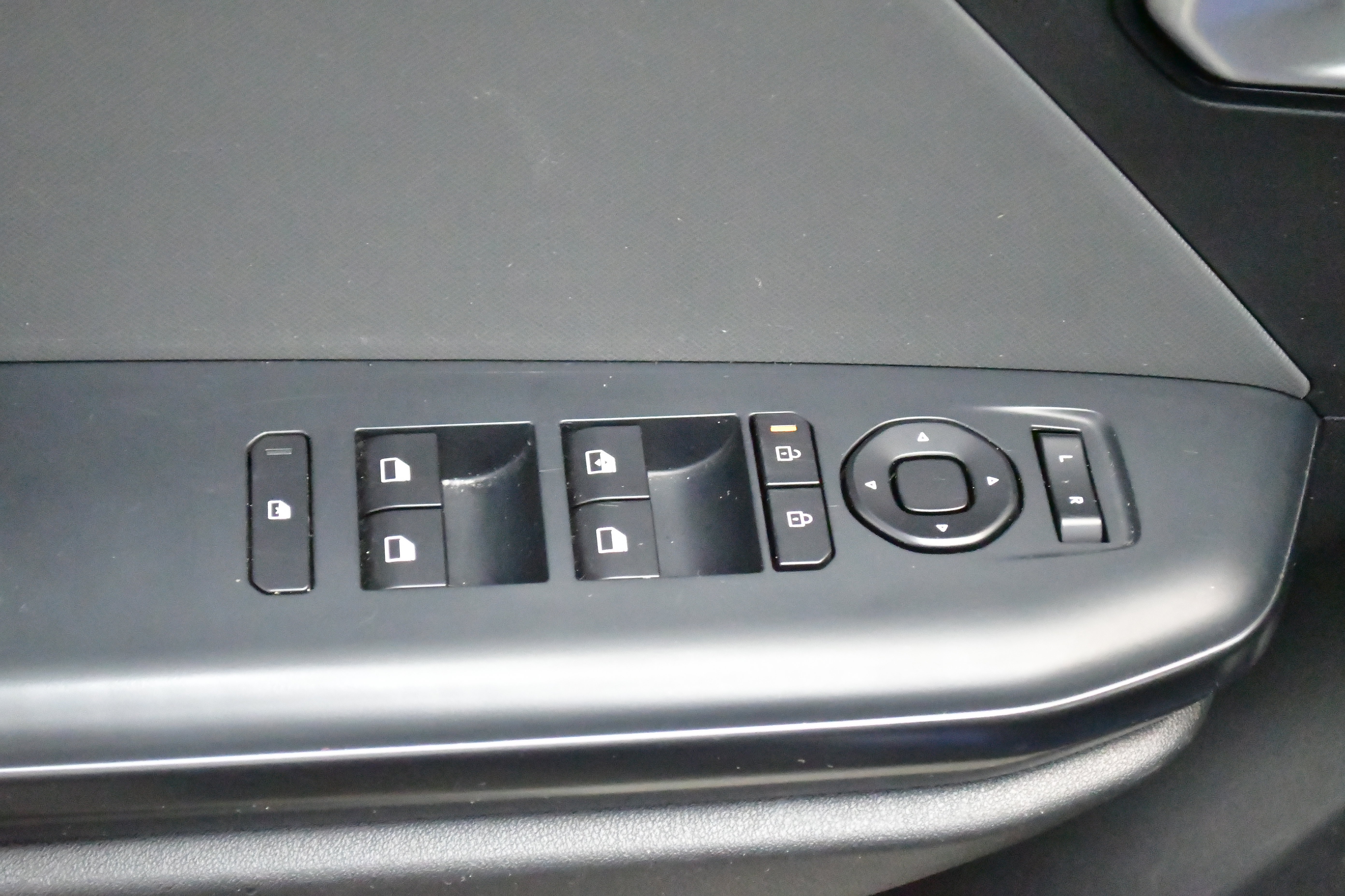 Used 2025 Kia K4 image 15