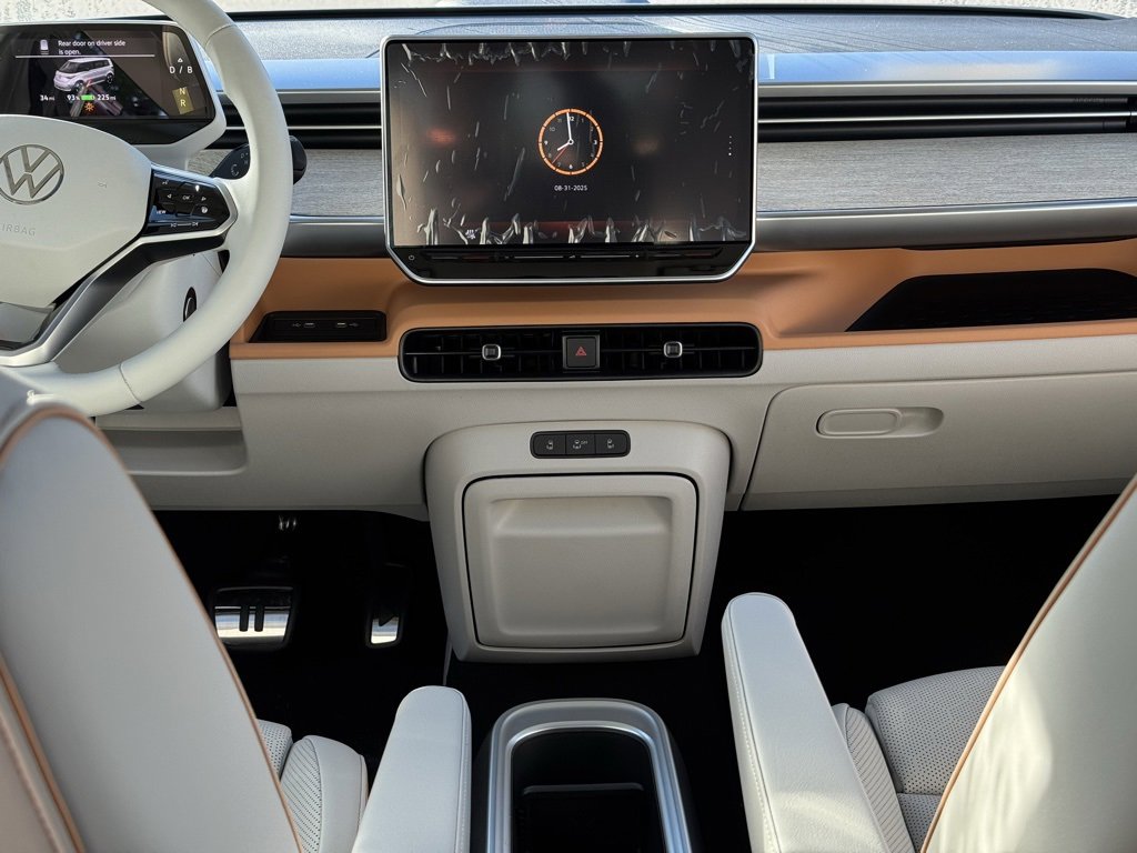 New 2025 Volkswagen ID. Buzz 1st Edition image 27