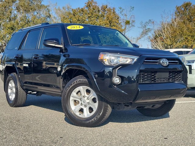 Used 2024 Toyota 4Runner SR5 image 36