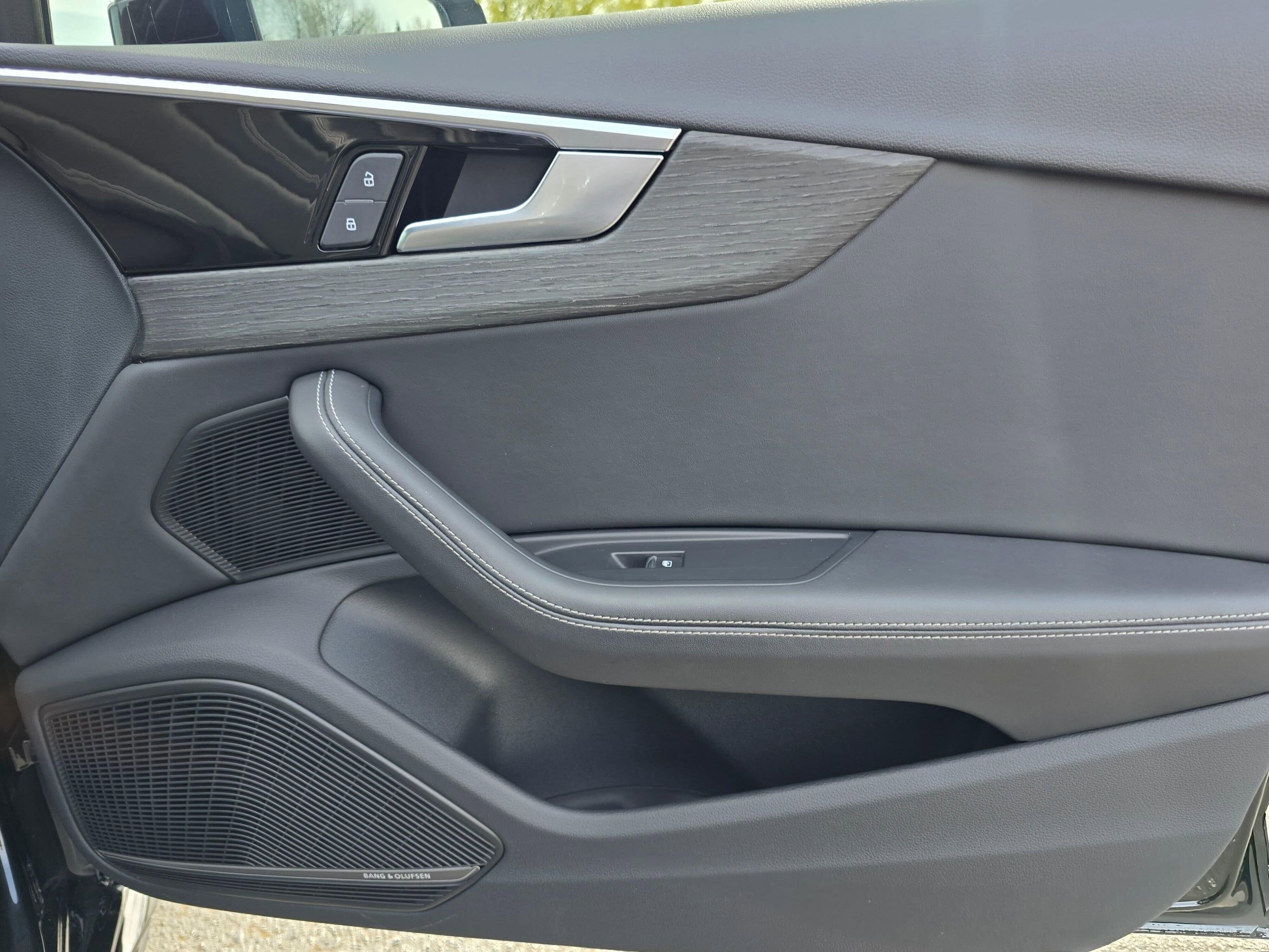 Used 2023 Audi A4 2.0T Prestige w/ Prestige Package image 27