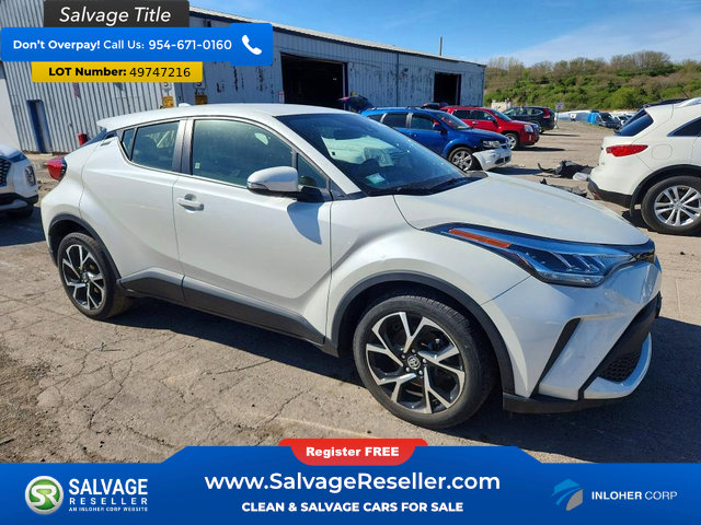 Used 2021 Toyota C-HR XLE FWD image 5