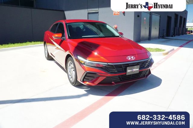 New 2025 Hyundai Elantra Blue