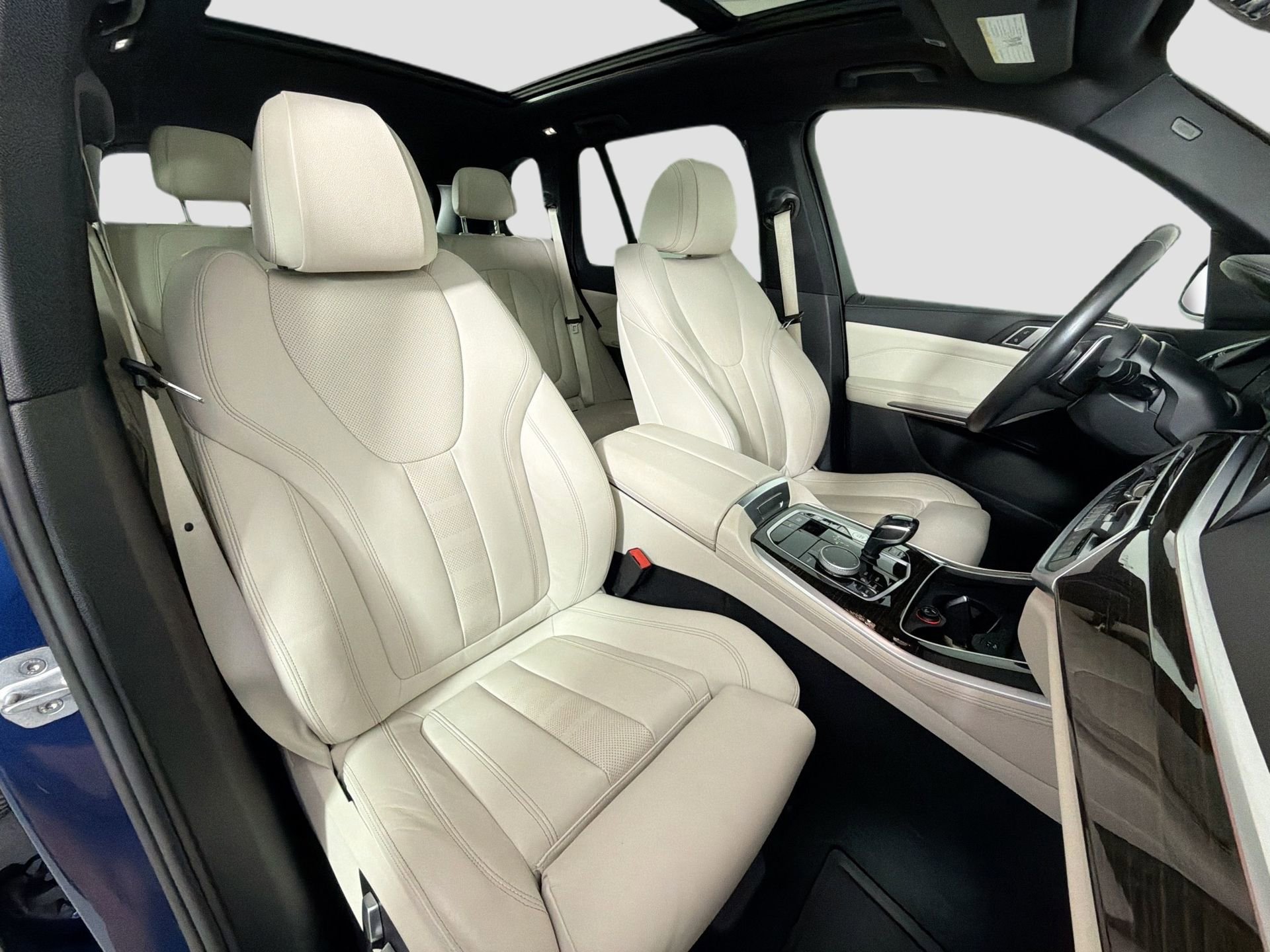 Used 2021 BMW X5 xDrive40i w/ Convenience Package image 28