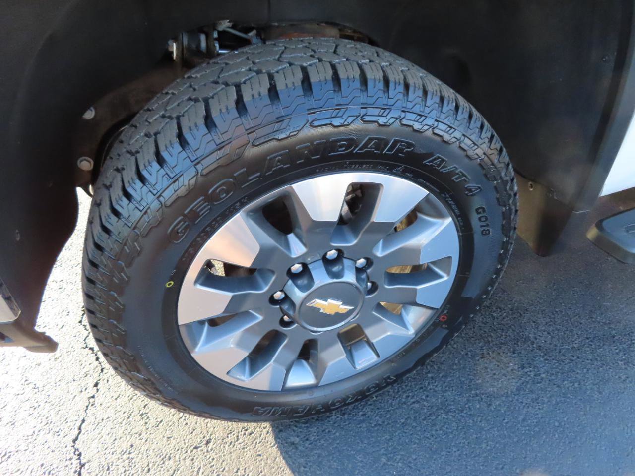 Used 2024 Chevrolet Silverado 2500 LT w/ True North Edition image 11