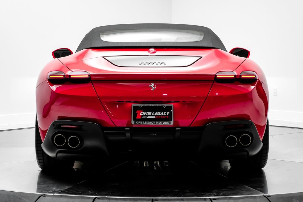 Used 2024 Ferrari Roma Spider RWD image 14