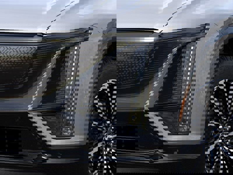 New 2025 Cadillac Lyriq Sport image 10