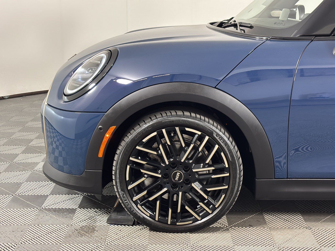 Used 2026 MINI Cooper S FWD image 13
