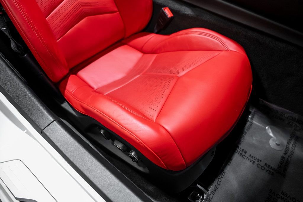 Used 2024 Chevrolet Corvette Stingray Premium Conv w/ 3LT image 33