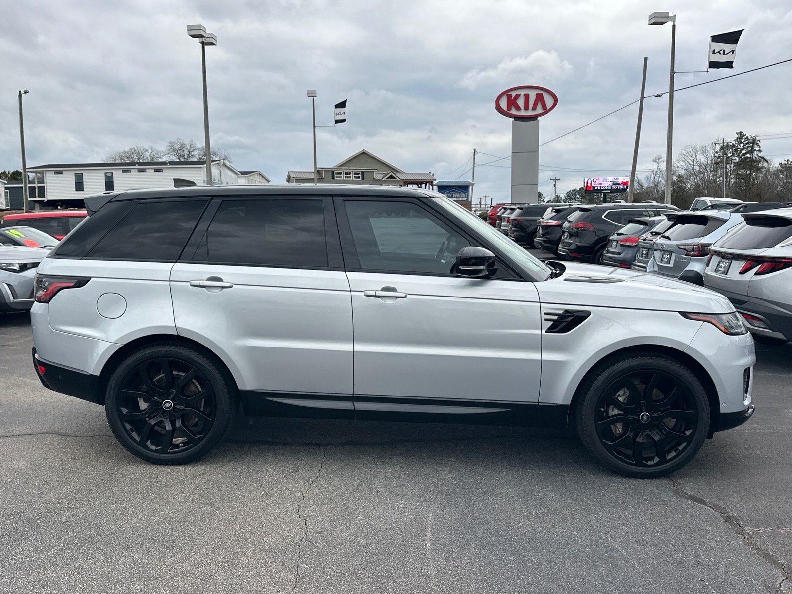 Used 2021 Land Rover Range Rover Sport HSE Silver Edition AWD/4WD image 2
