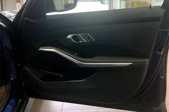 Used 2023 BMW 330i Sedan image 23