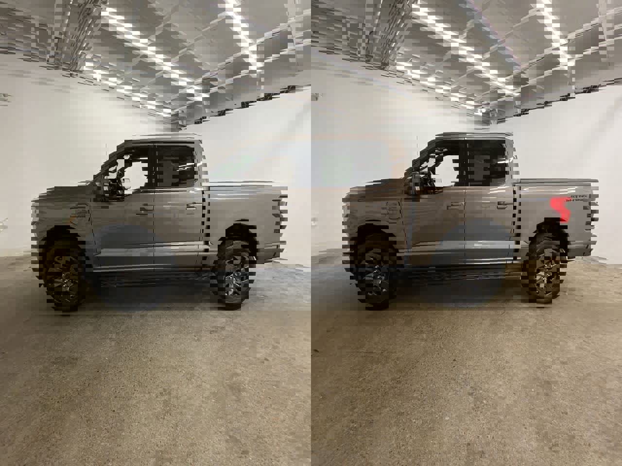 Used 2023 Ford F150 Lightning Lariat w/ Tow Technology Package image 3