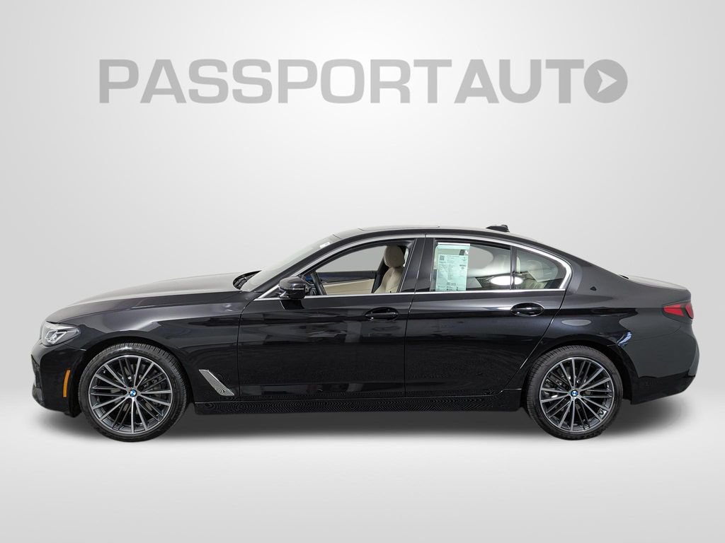 Used 2023 BMW 530i xDrive w/ Premium Package AWD/4WD image 2