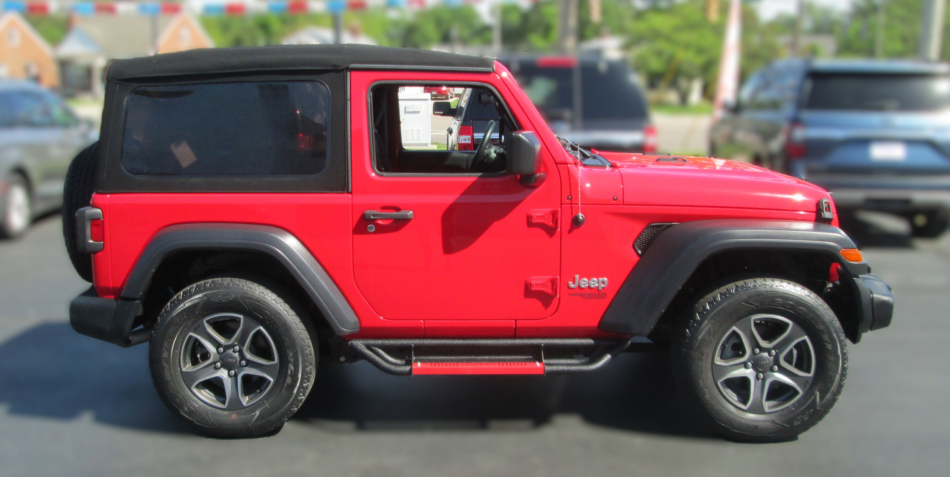 Used 2020 Jeep Wrangler Sport AWD/4WD image 4