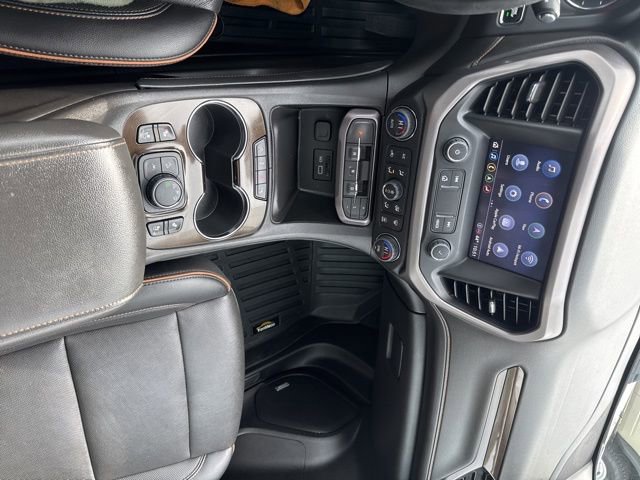 Used 2023 GMC Acadia AT4 w/ Technology Package image 30