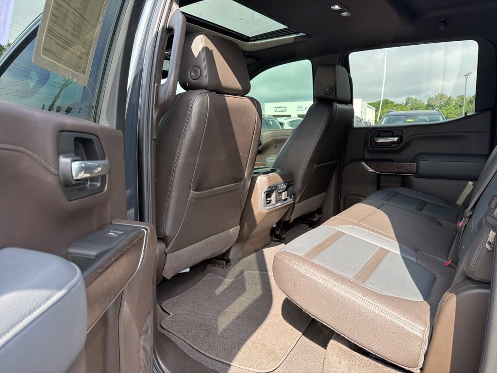 Used 2021 GMC Sierra 1500 Denali w/ Denali Ultimate Package AWD/4WD image 16