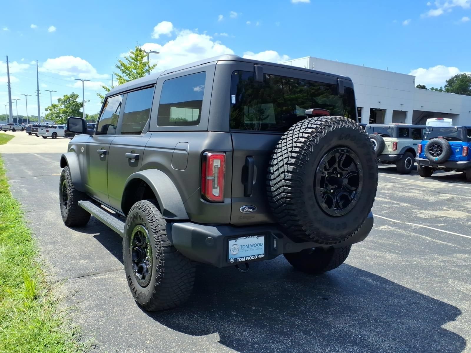 Used 2023 Ford Bronco Wildtrak AWD/4WD image 8