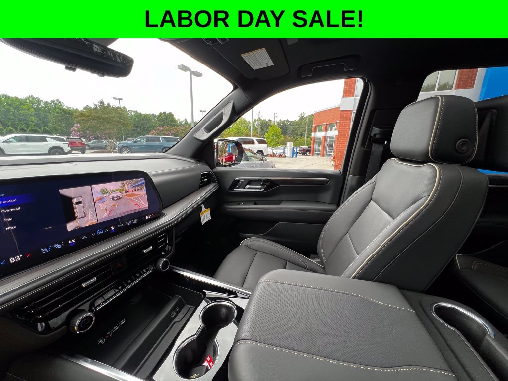 Used 2025 Chevrolet Tahoe Premier AWD/4WD image 19