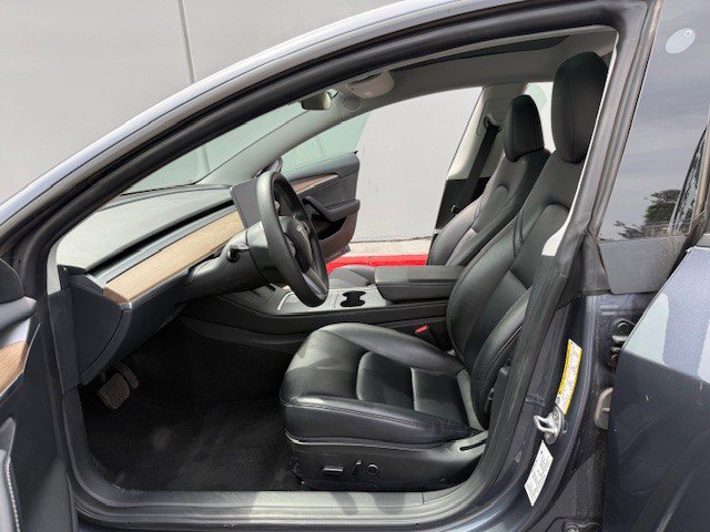 Used 2023 Tesla Model 3 Standard Range RWD image 11