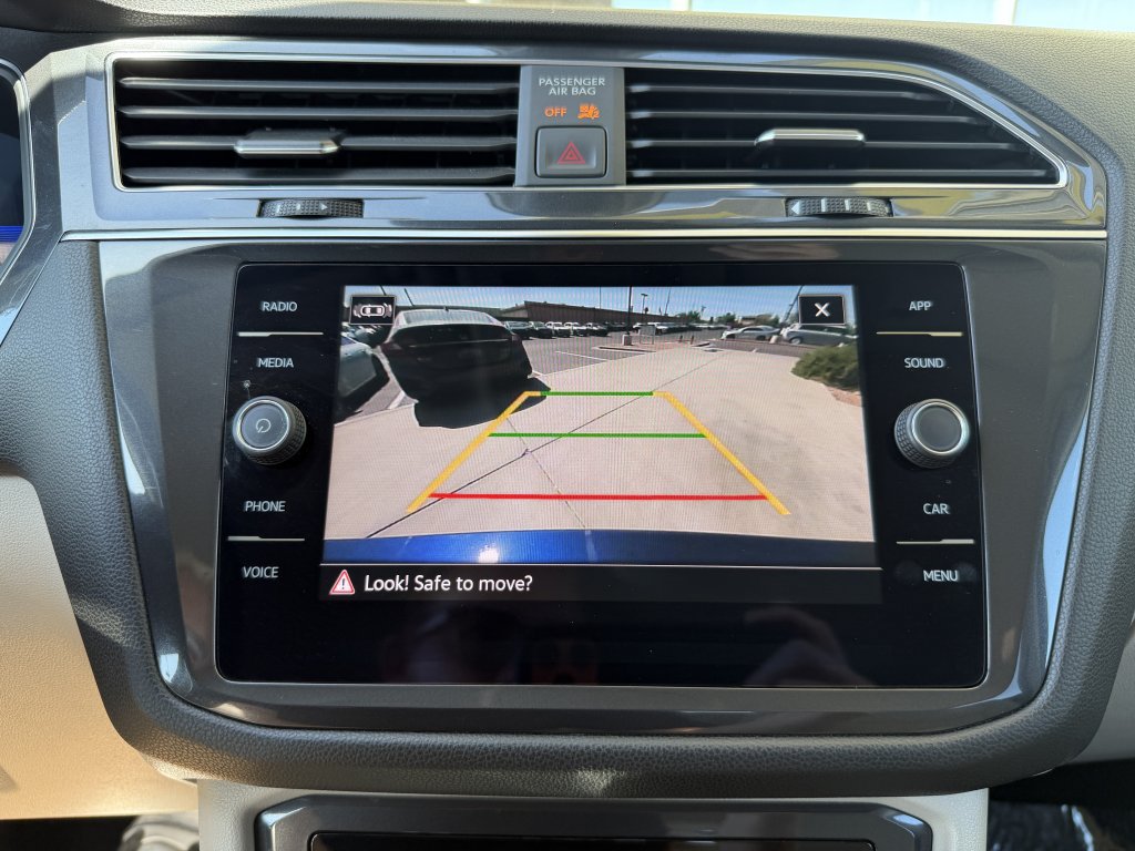 Used 2022 Volkswagen Tiguan SE FWD image 21