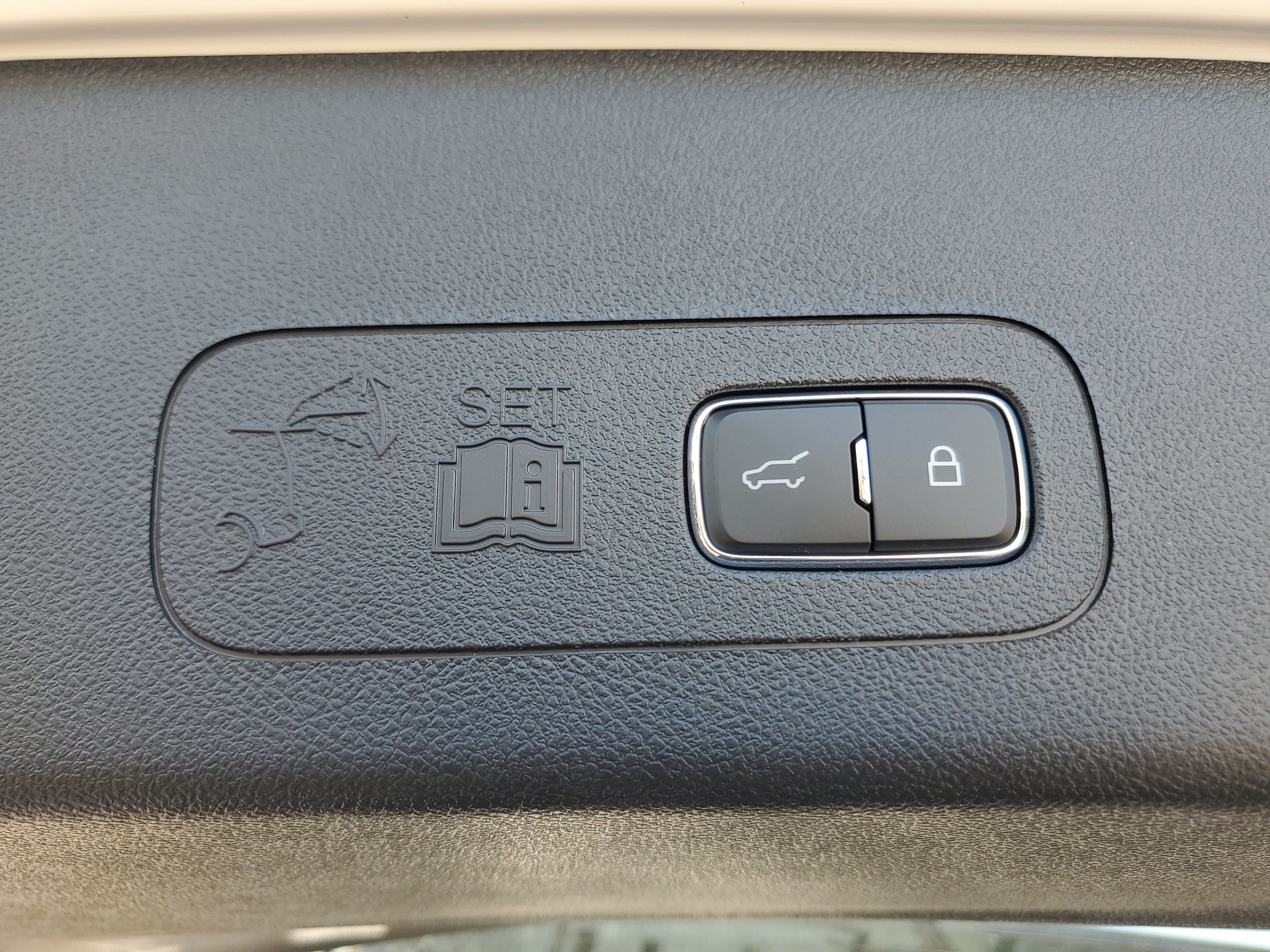 New 2027 Lincoln Aviator AWD image 31