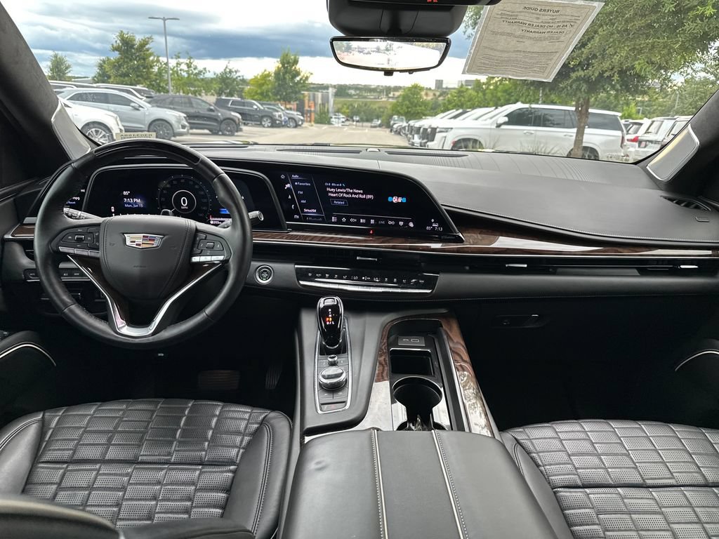 Used 2021 Cadillac Escalade Sport Platinum AWD/4WD image 28