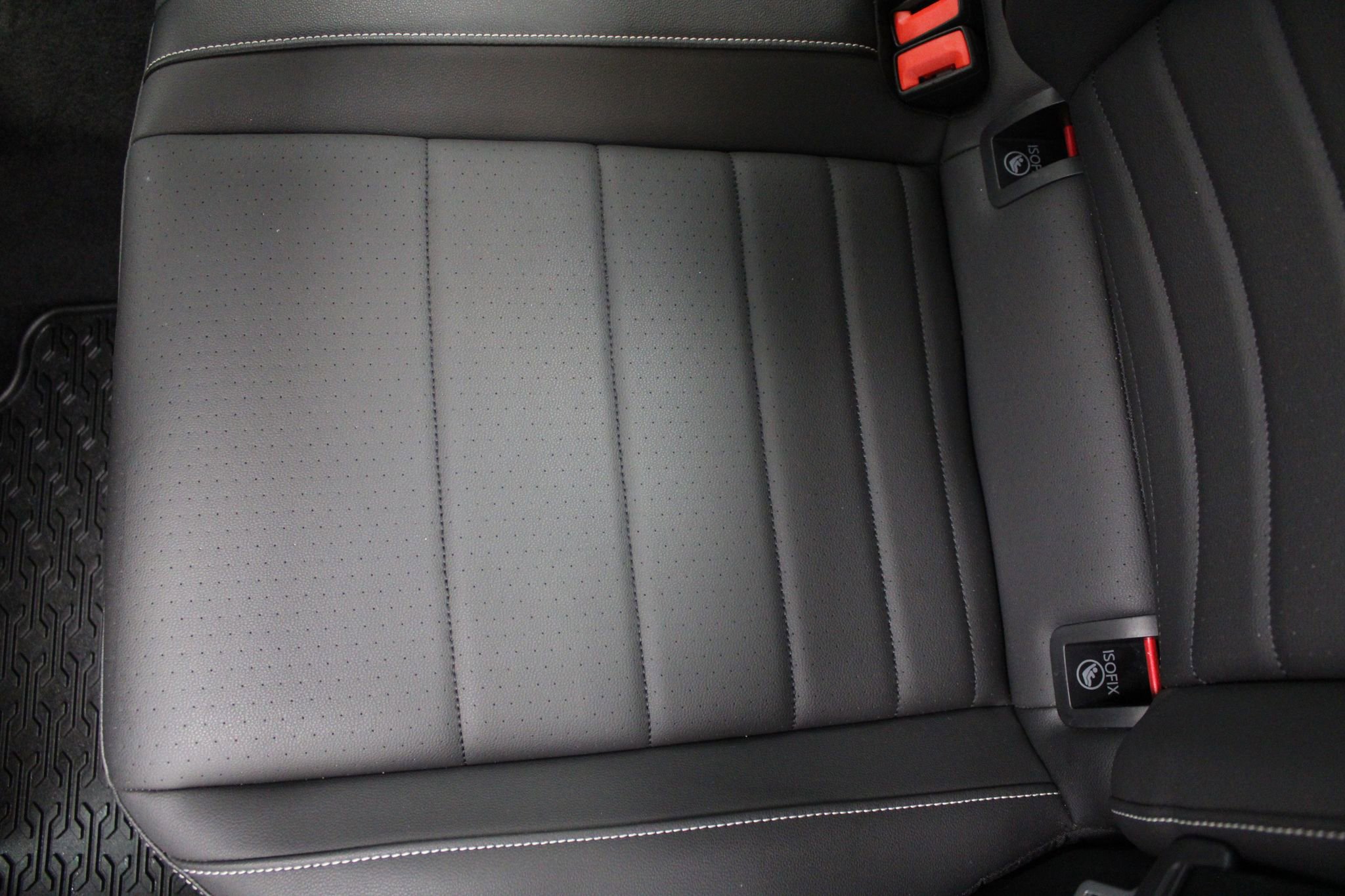 Used 2023 Volkswagen Jetta SE image 15