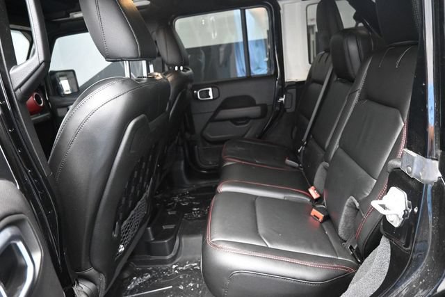 Used 2023 Jeep Wrangler Unlimited Rubicon AWD/4WD image 31