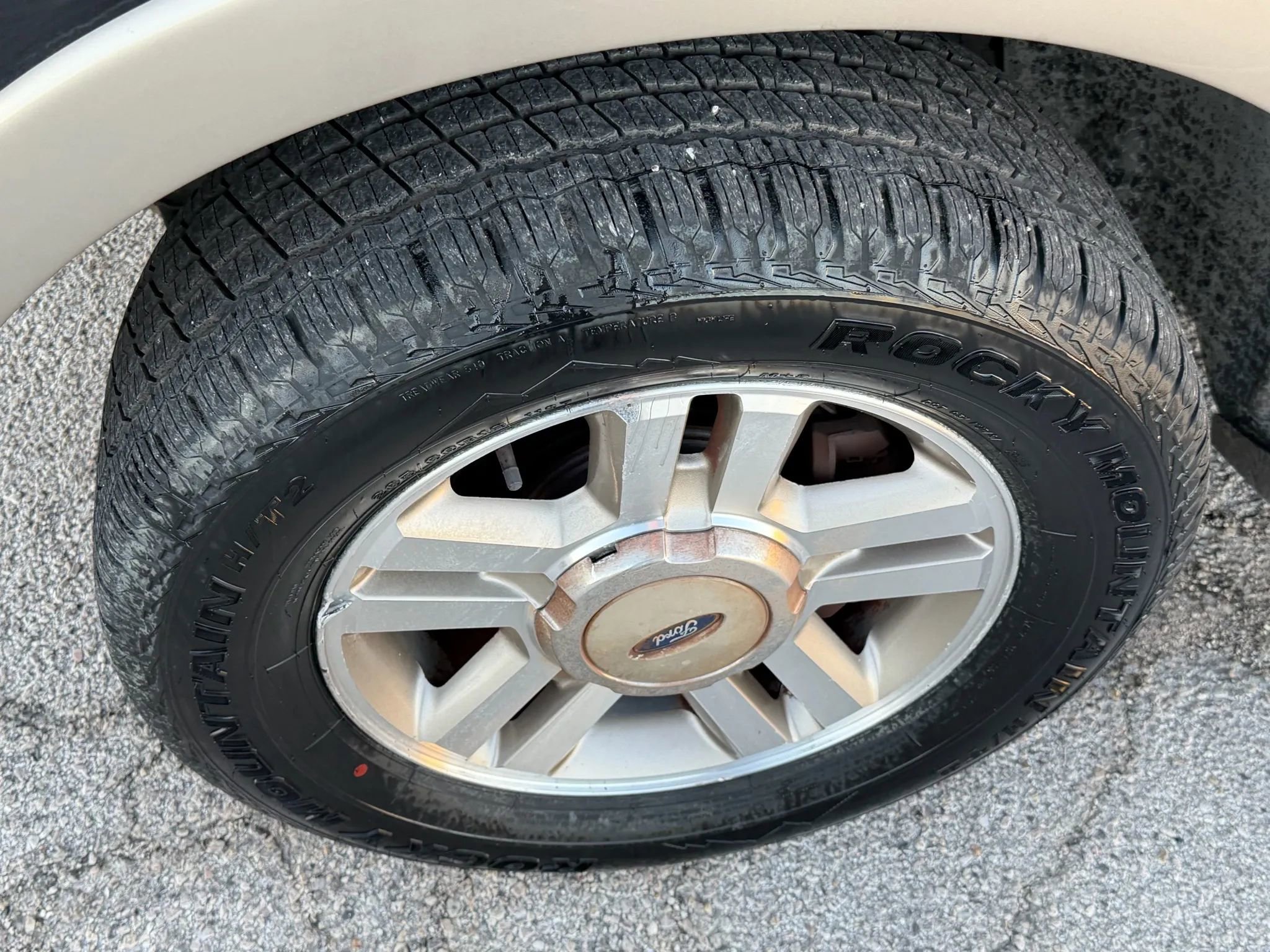 Used 2005 Ford F150 Lariat image 23