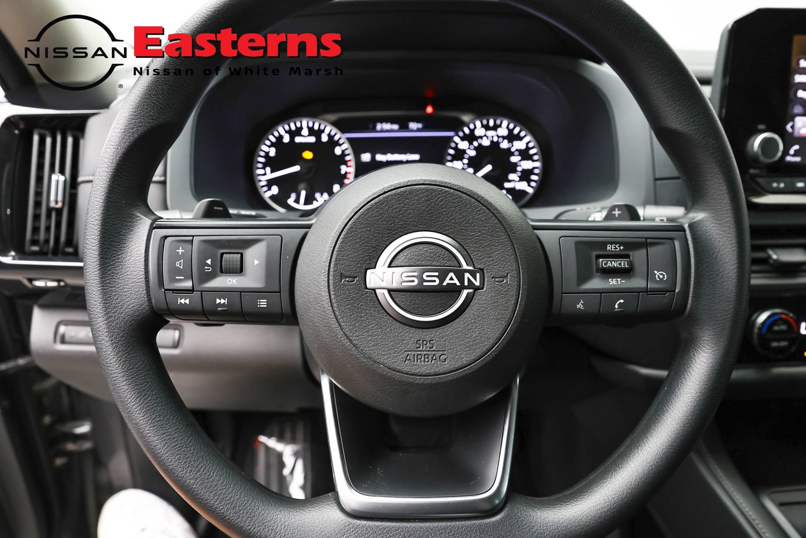 Used 2023 Nissan Pathfinder S AWD/4WD image 10