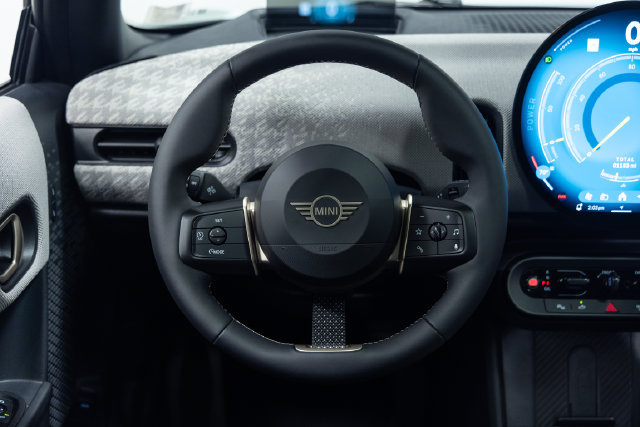 Certified 2026 MINI Cooper S FWD image 13