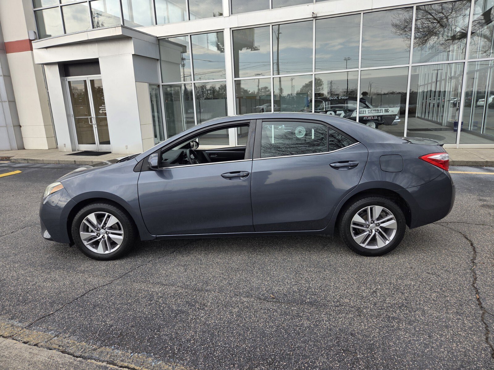 Certified 2016 Toyota Corolla LE Premium image 8