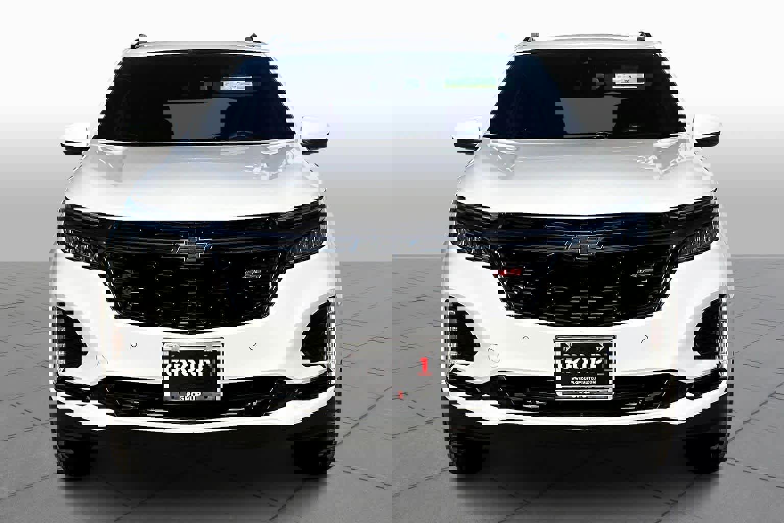 Used 2023 Chevrolet Equinox RS image 3