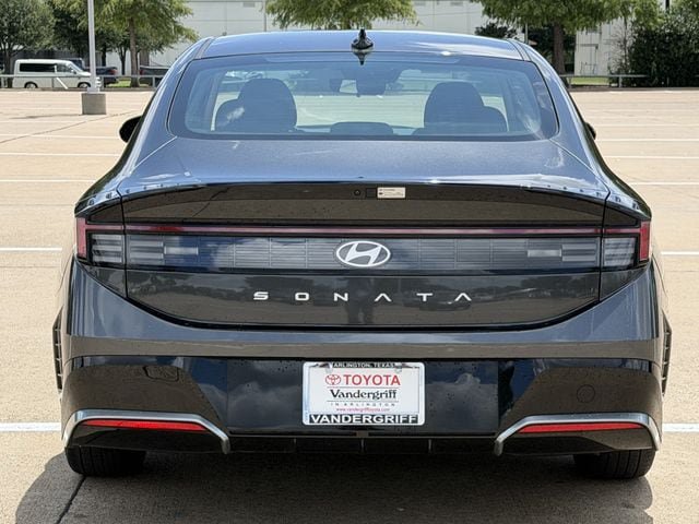 Used 2025 Hyundai Sonata SEL FWD image 7
