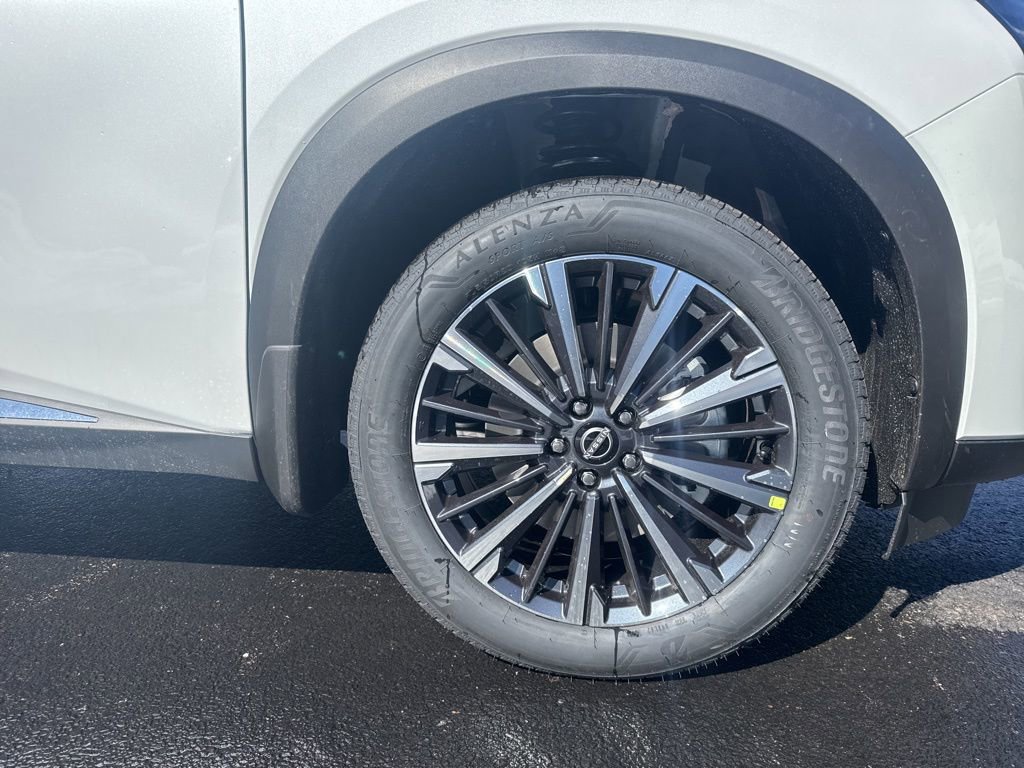 New 2026 Nissan Pathfinder Platinum image 10