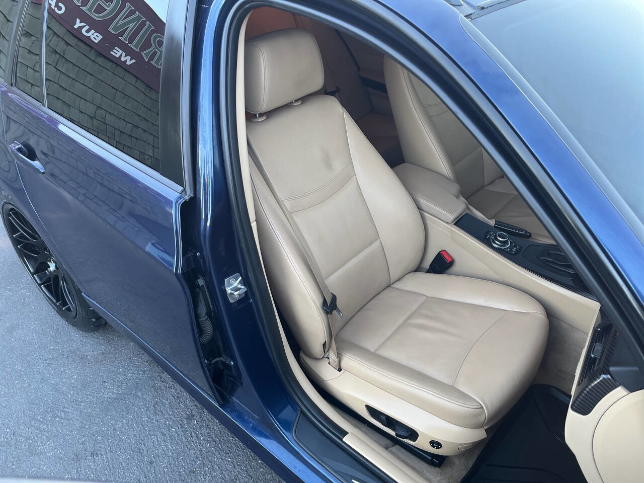 Used 2012 BMW 328i Wagon image 10