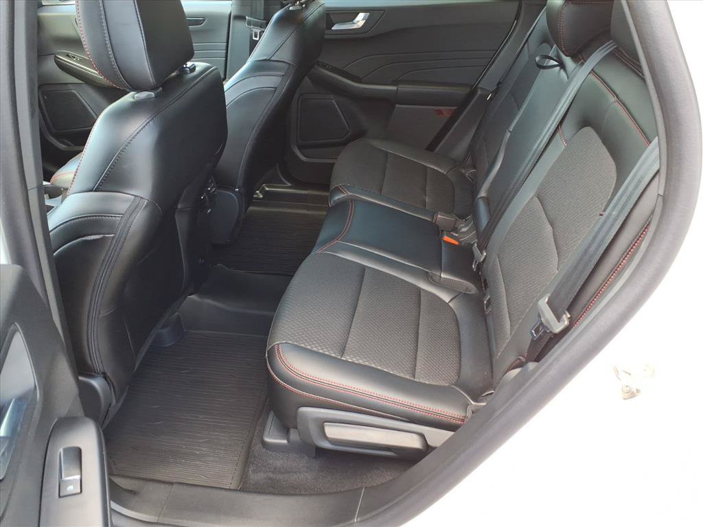 Used 2025 Ford Escape ST-Line w/ Equipment Group 301A FWD image 6