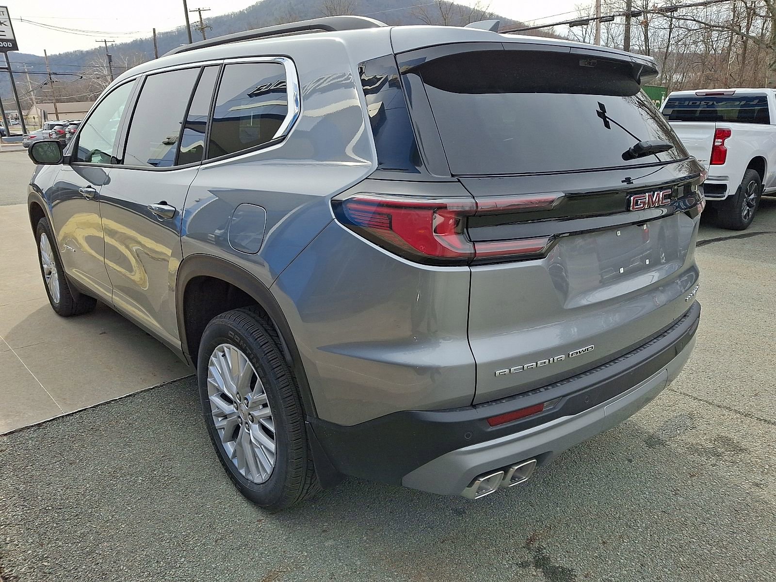 New 2026 GMC Acadia Elevation w/ Elevation Premium Package image 4