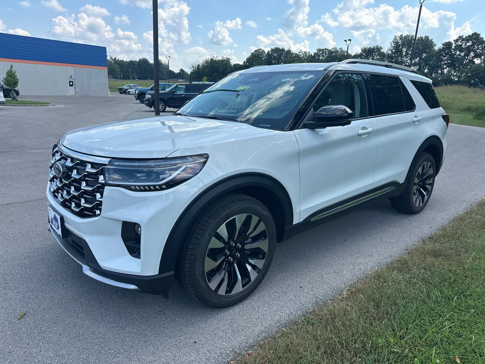 New 2026 Ford Explorer Platinum w/ LUX Leather Package AWD/4WD image 5