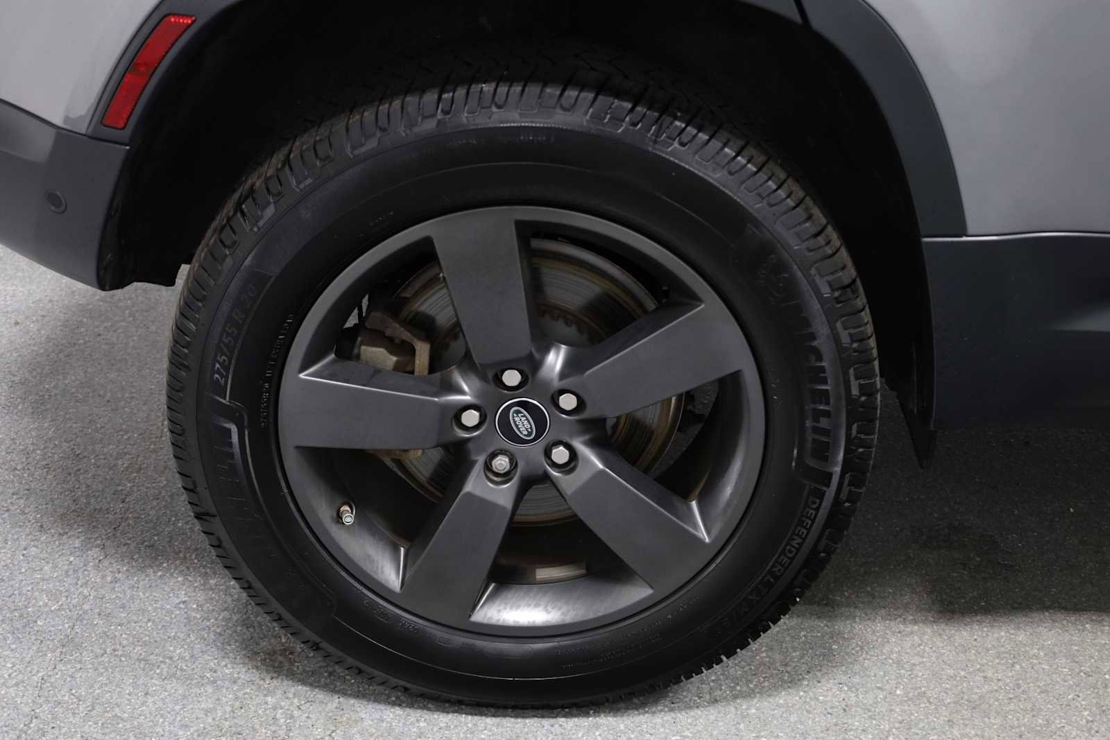 Used 2020 Land Rover Defender 110 SE image 44