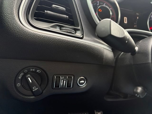 Used 2016 Dodge Challenger R/T Scat Pack w/ Leather Interior Group RWD image 22