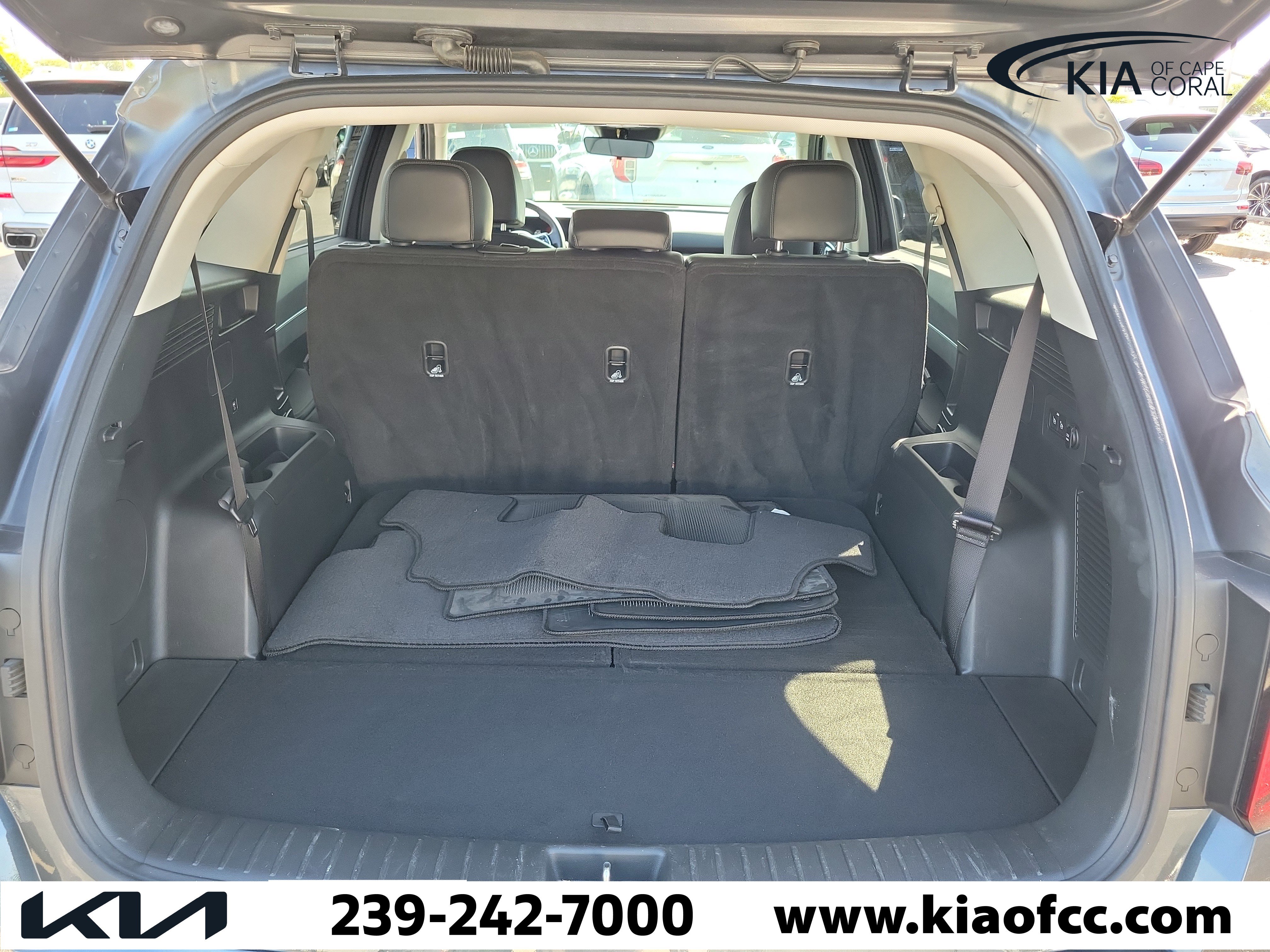 Certified 2024 Kia Sorento S w/ Panoramic Sunroof Package image 10