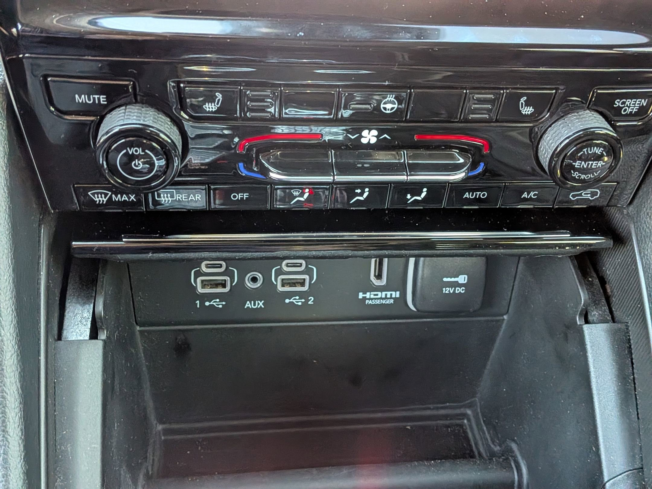 Used 2023 Jeep Grand Cherokee 4WD 4xe image 30
