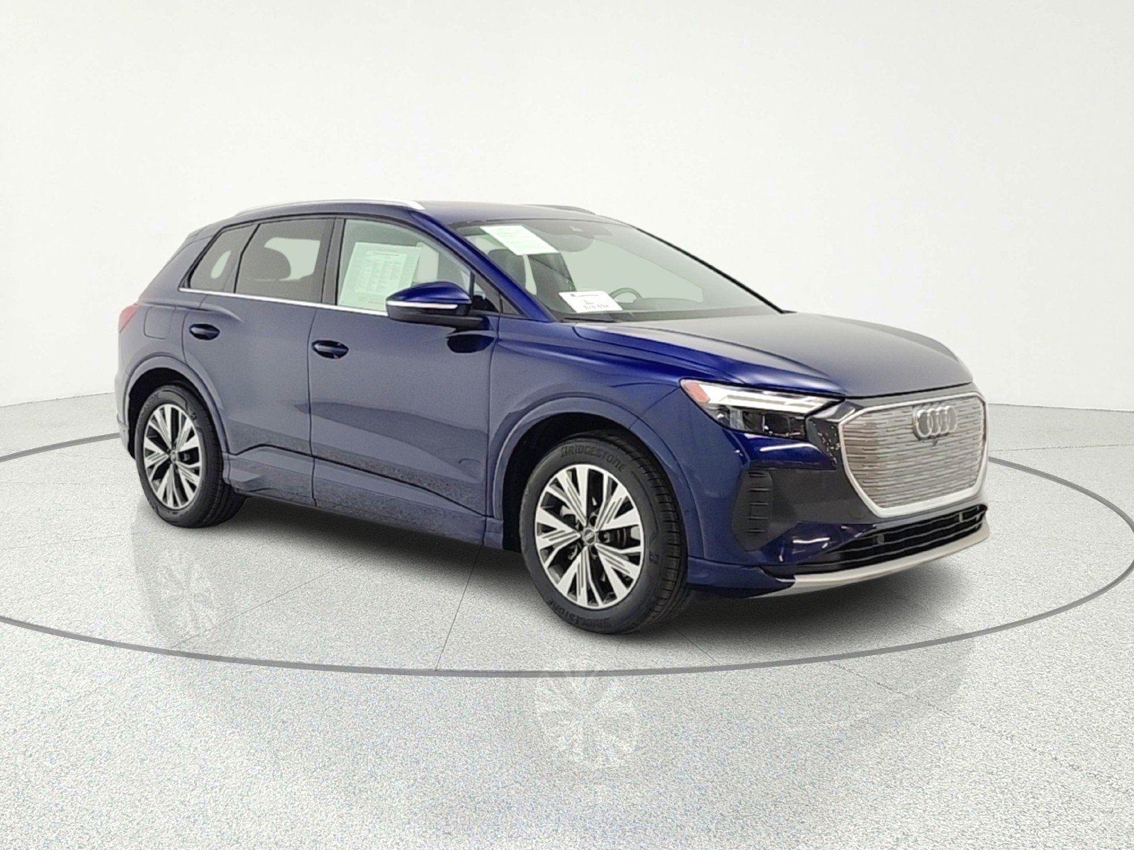 Used 2023 Audi Q4 e-tron Premium Plus w/ Premium Plus image 8