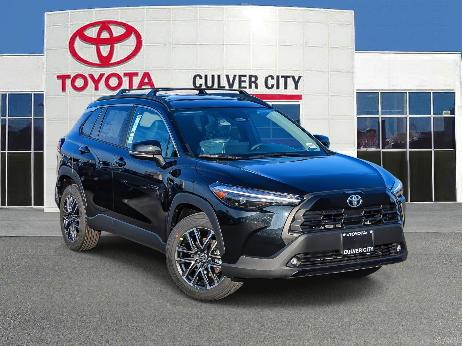 New 2026 Toyota Corolla Cross XLE image 1