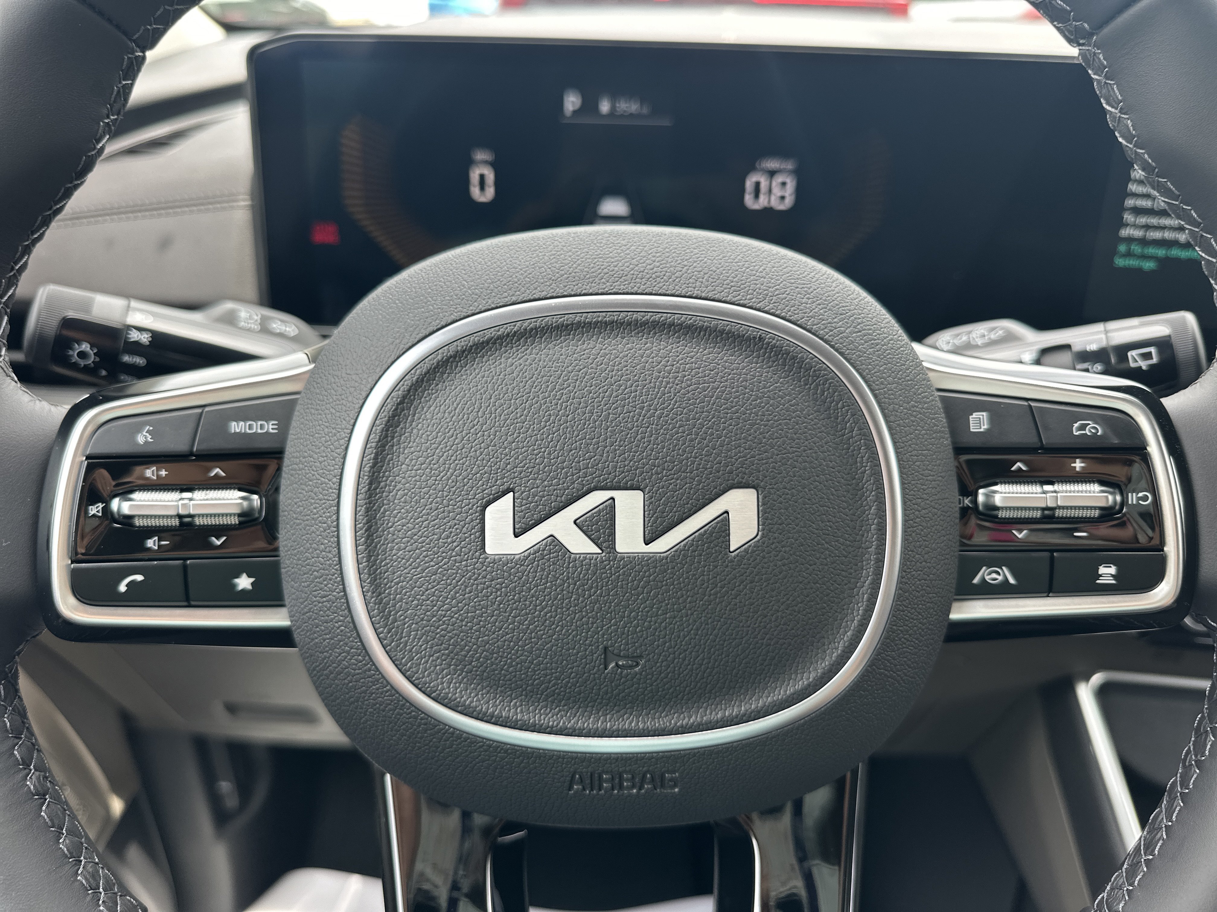 New 2026 Kia Carnival FWD image 12
