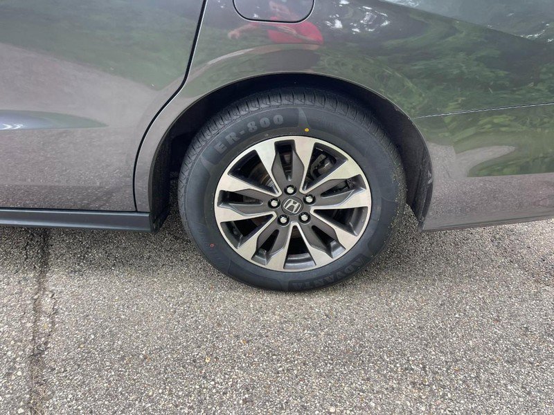 Used 2023 Honda Odyssey EX-L image 5