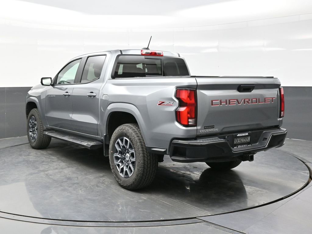 Used 2024 Chevrolet Colorado Z71 w/ Z71 Convenience Package 2 image 5